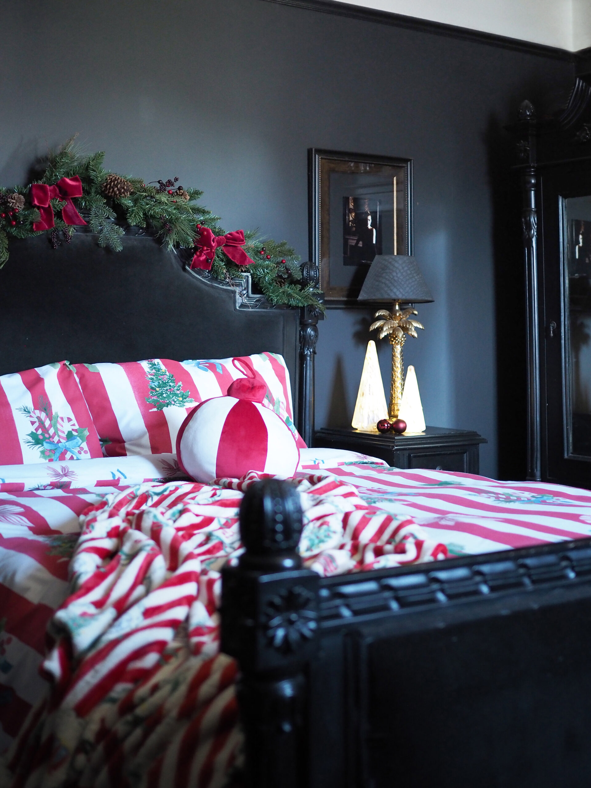 Christmas Red & White Striped Bedding